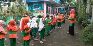 Read more about the article Pentingnya Pendidikan Guru dan Keluarga